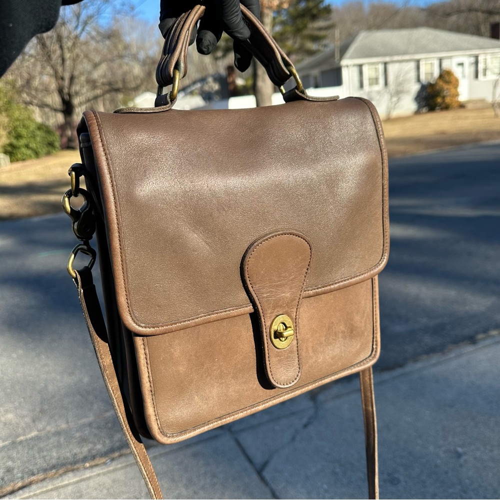 Vintage Coach Full Glove Tanned Leather Rare Taupe Station Bag 5130 EUC